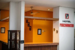 Hotel Poncowinatan - Tugu
